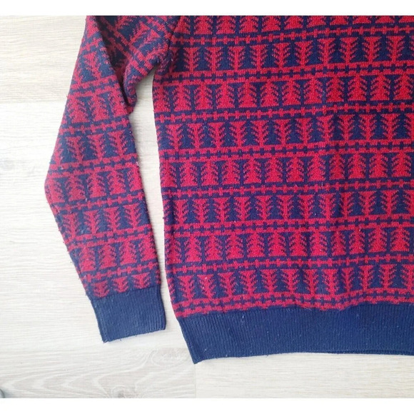 Abercrombie Fitch Christmas Holiday Tree Red Navy Wool Pullover Mens Sweater S - Picture 6 of 7